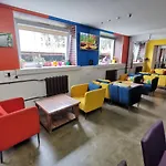 Tiki Taka & Pub Hostel *