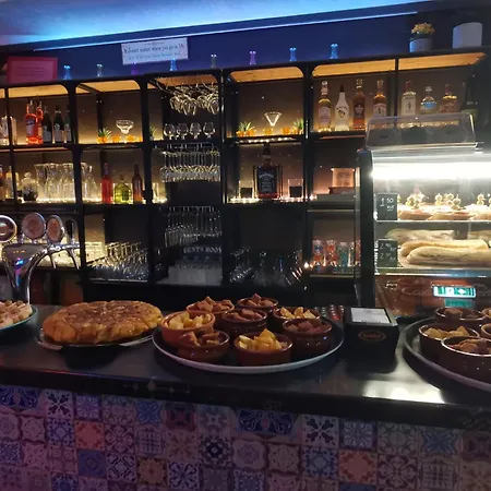 Tiki Taka & Pub