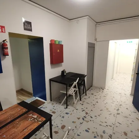 Albergue Tiki Taka & Pub *