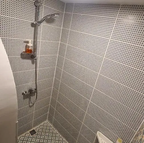 호스텔 Tiki Taka & Pub 빌뉴스