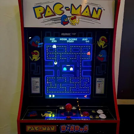 Hostel Tiki Taka & Pub Vilnius