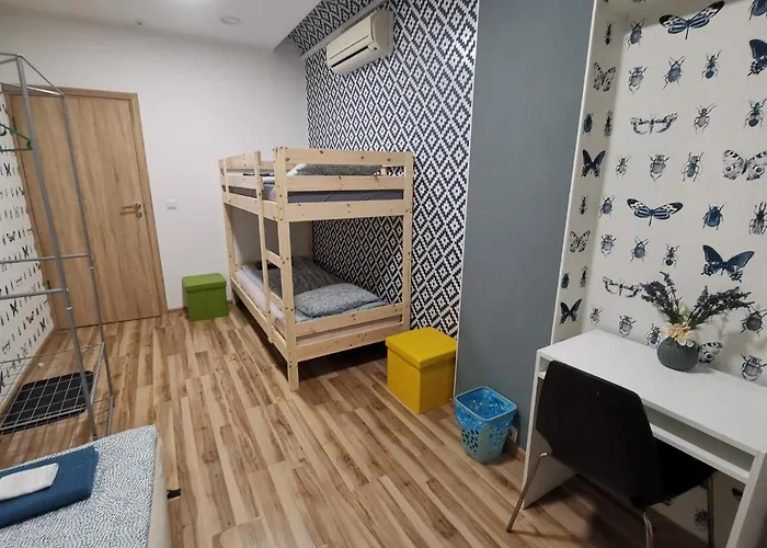 Tiki Taka & Pub ホステル *