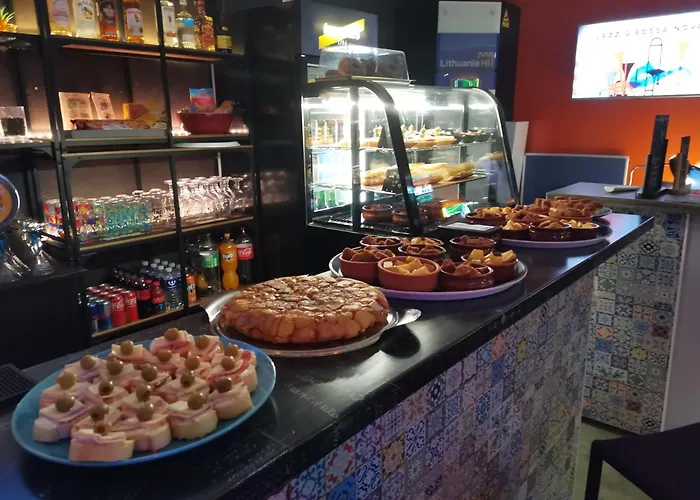 ホステル Tiki Taka & Pub *